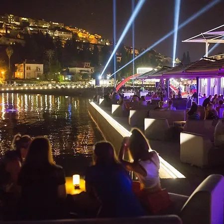 Luxury - L'orangerie