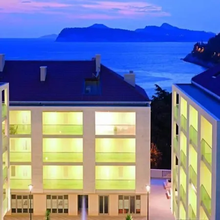 Luxury – L’orangerie Lejlighed *
