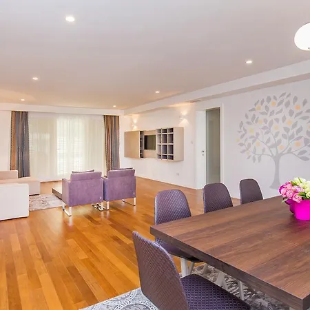 Luxury – L’orangerie